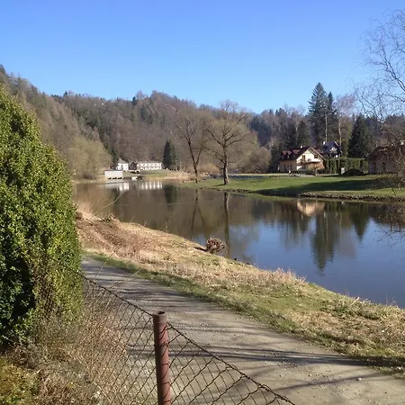 Privat bolig Retro Vilka V Podskali Rataje nad Sázavou
